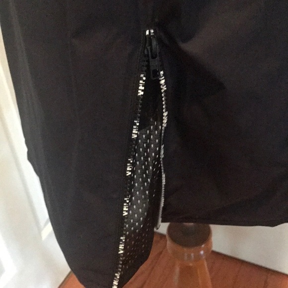 Victoria's secret new black anorak windbreaker - Picture 7 of 7